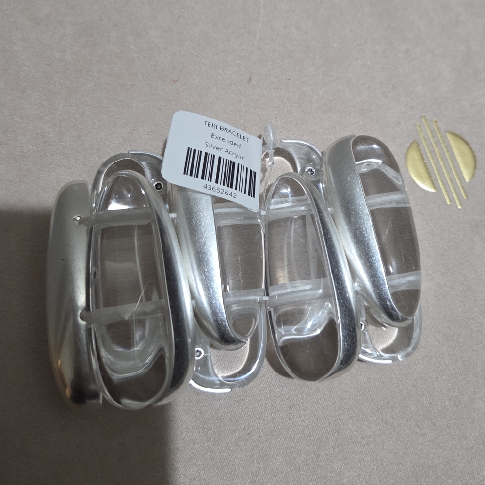 Teri Khoi Silver Bracelet EXTENDED, Brand New With Tag - Picture 2 of 2